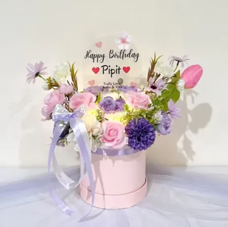Bloom Box Akrilik Ucapan Ulang Tahun Tegalsari Surabaya